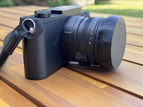 Leica flexible lens hood - leica, q